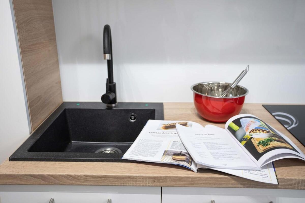 Lux Nest III City Apartment Urban Stay Ζάγκρεμπ Εξωτερικό φωτογραφία